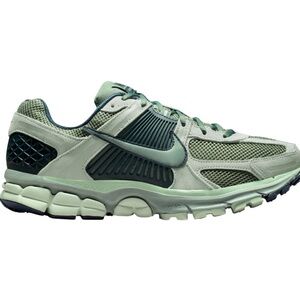 NEW Nike Men's Zoom Vomero 5 - seafoam and armory navy size 11